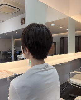 お客様ヘア。ショートスタイル